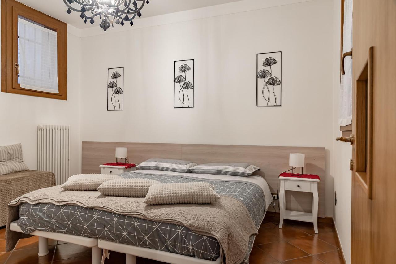 Ca' Latina - Cozy Home In Pieno Centro Storico Тревізо Екстер'єр фото